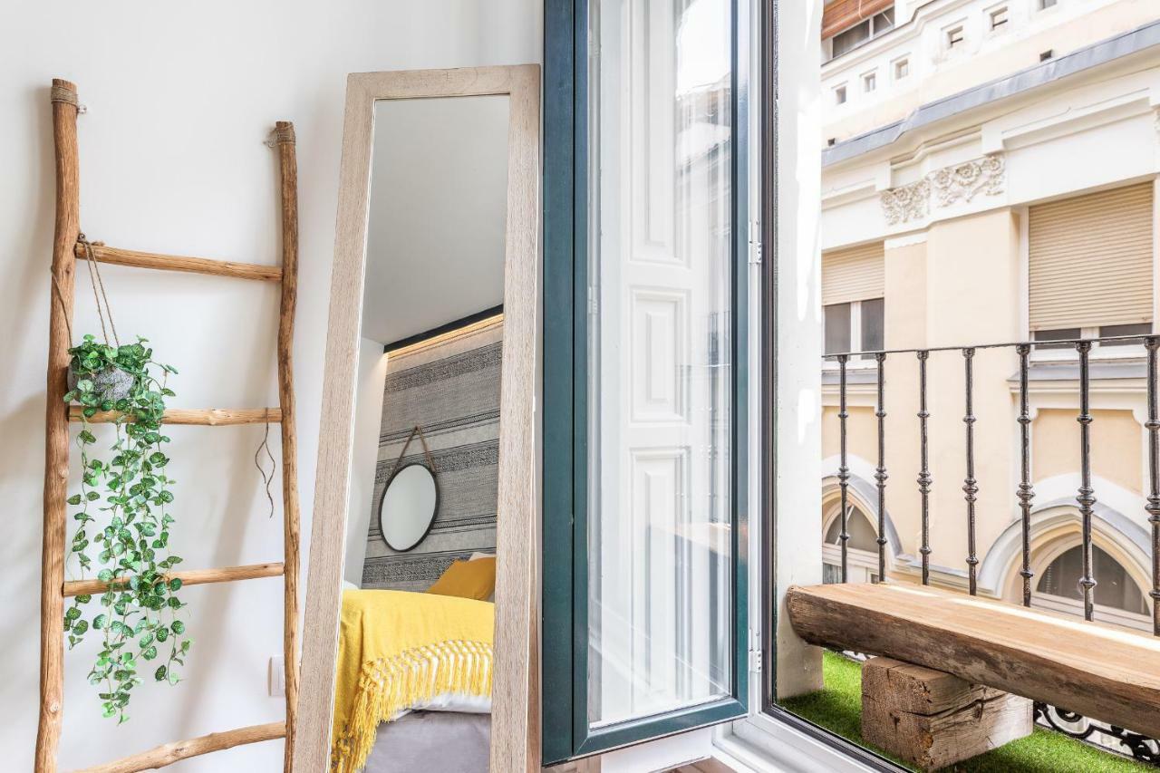 Waou Sol Es Mia - Corta Duracion Apartment Madrid Exterior photo